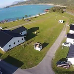 Hotel Tjeldsundbrua Camping Evenskjer