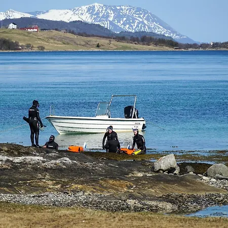 Tjeldsundbrua Camping Hotell Evenskjer