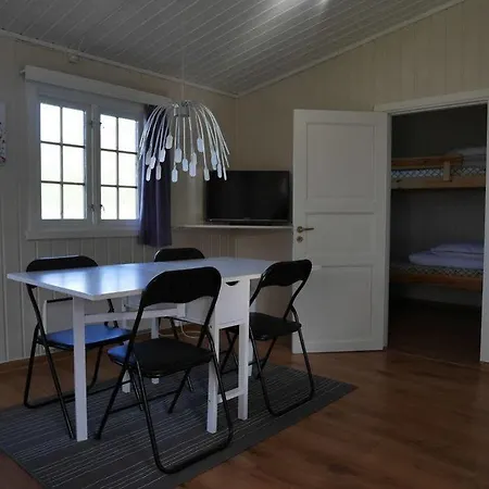 Tjeldsundbrua Camping Hotell
