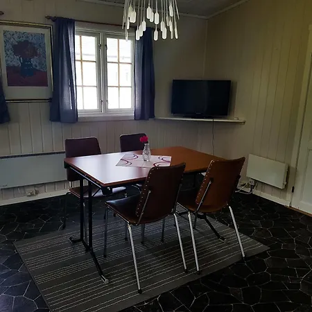 Tjeldsundbrua Camping Szálloda 2*