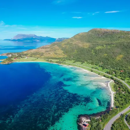 Tjeldsundbrua Camping Hotell 2*