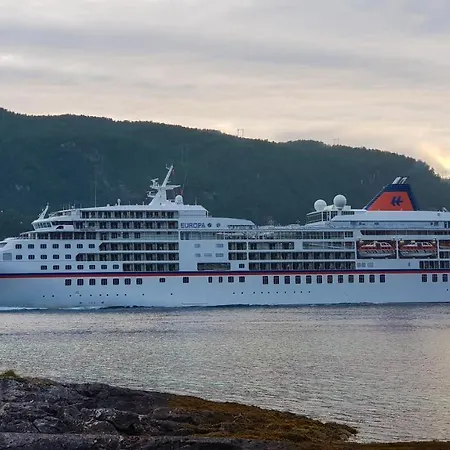 Tjeldsundbrua Camping Отель